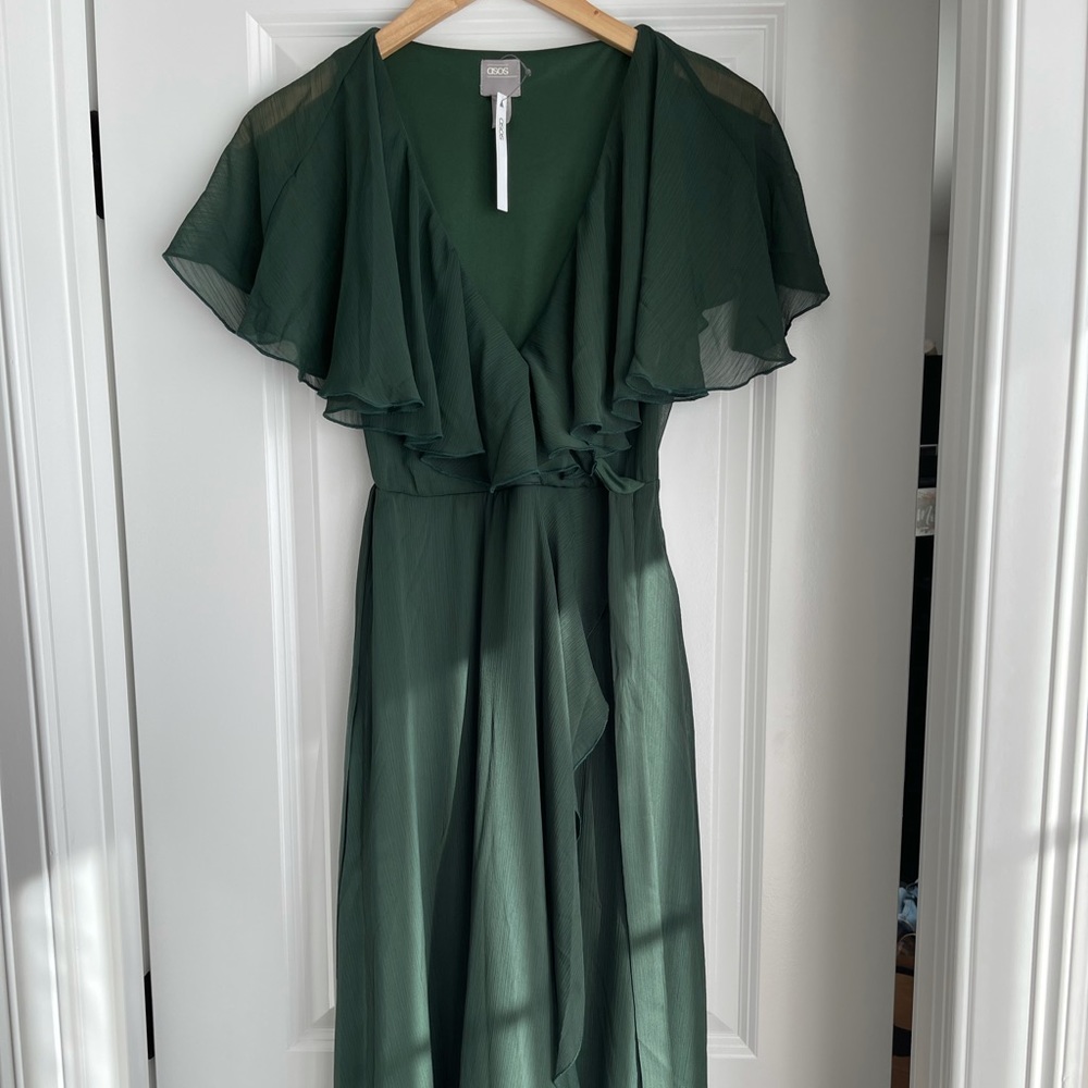 ASOS DESIGN Cape Back Dipped Hem Maxi Dress - Picture 2 of 4